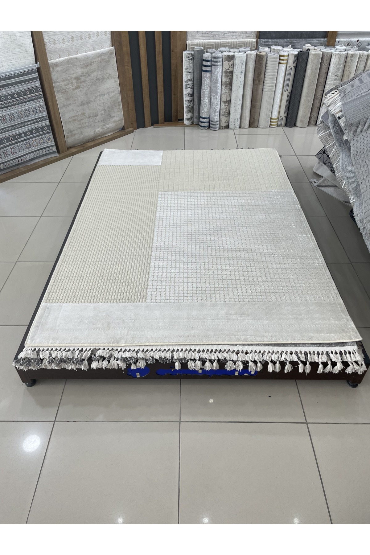 Bağdat Outlet Halı 4m²
