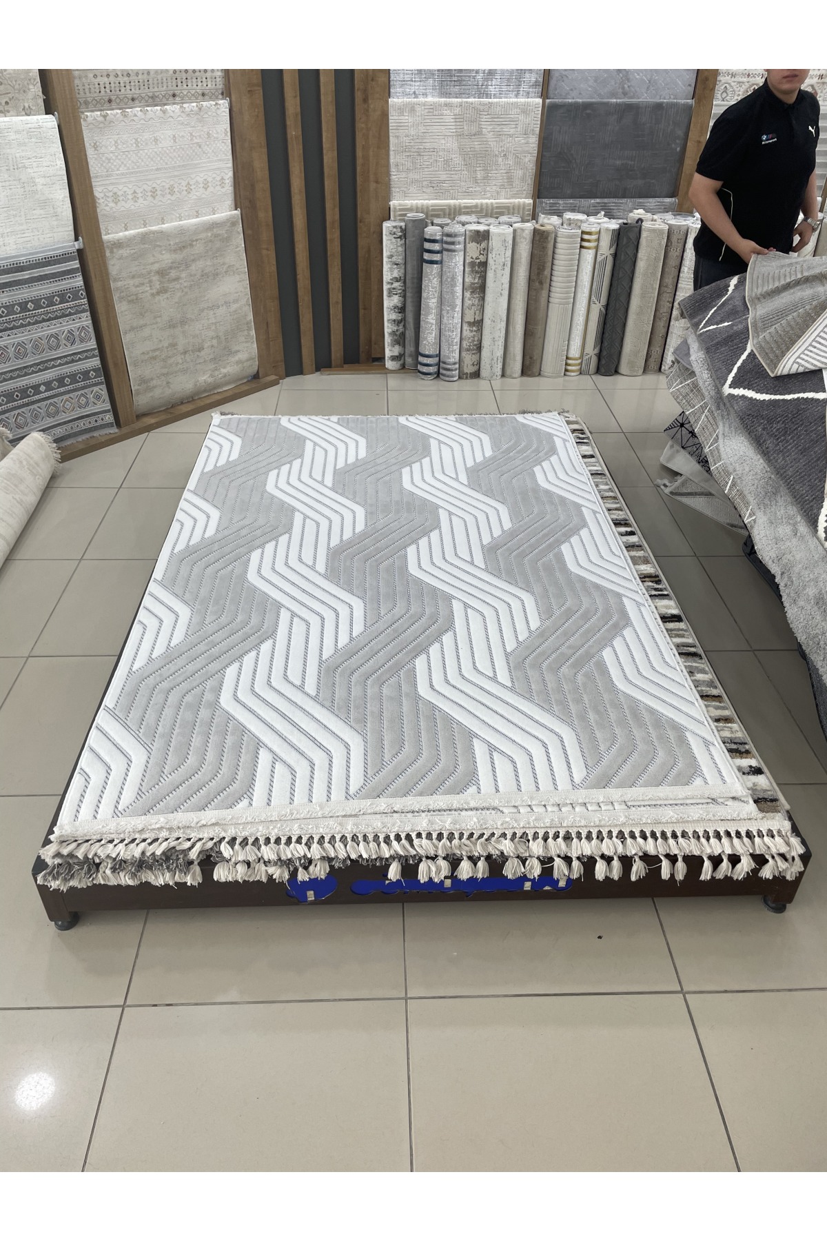 Bağdat Outlet Halı 4m²