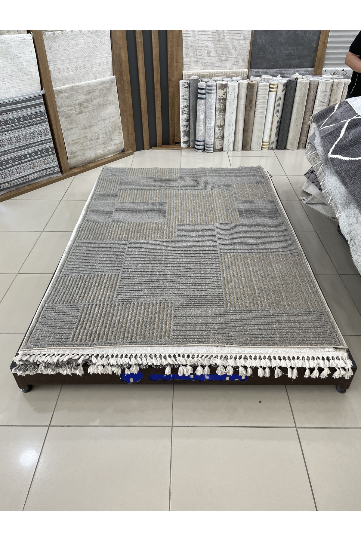 Bağdat Outlet Halı 4m²