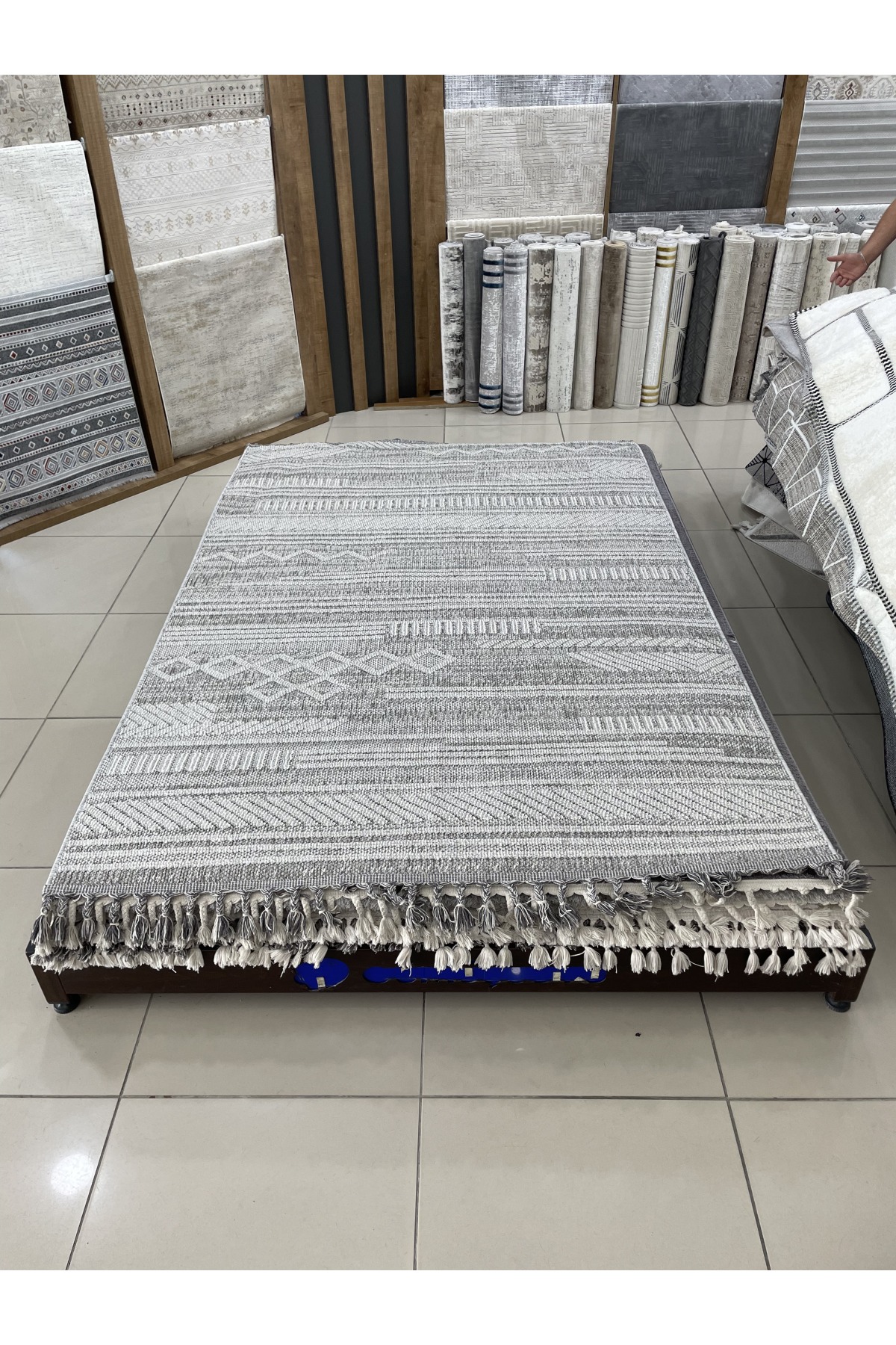Bağdat Outlet Halı 4m²