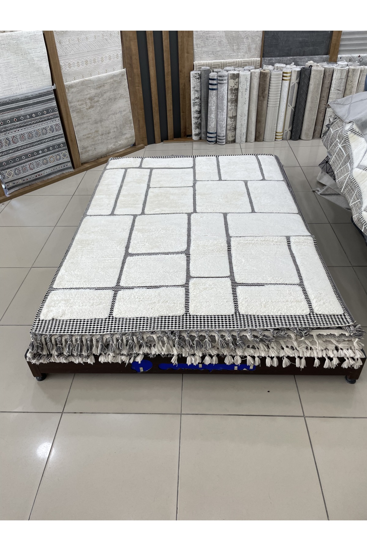 Bağdat Outlet Halı 4m²
