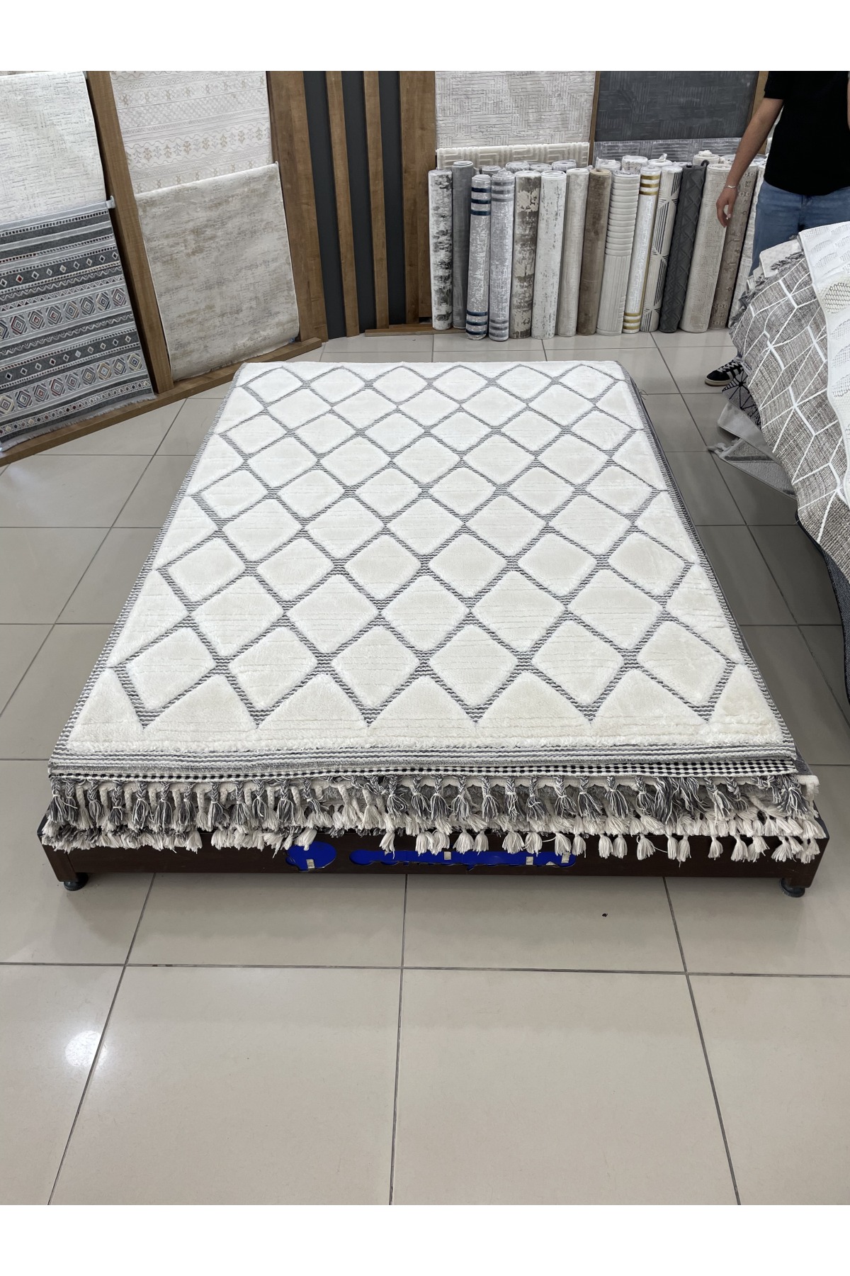 Bağdat Outlet Halı 4m²