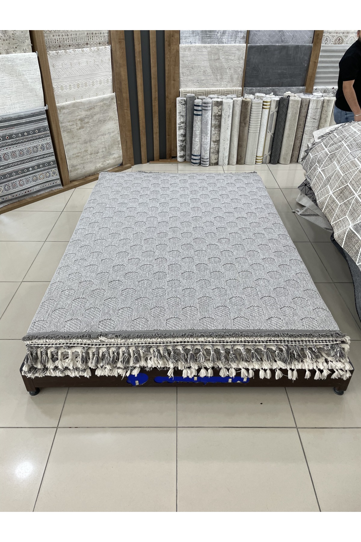Bağdat Outlet Halı 4m²