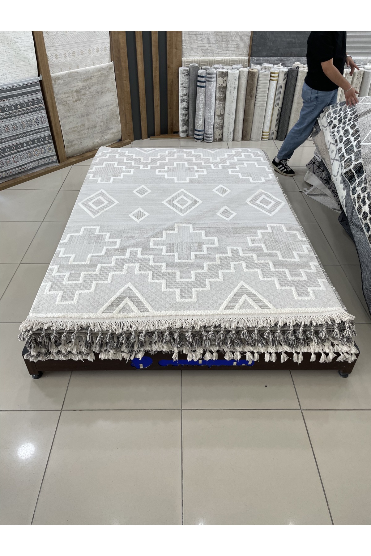 Bağdat Outlet Halı 4m²