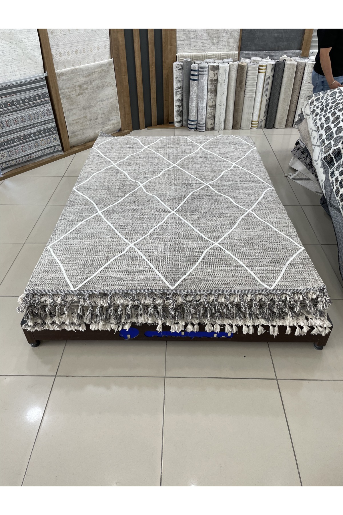 Bağdat Outlet Halı 4m²