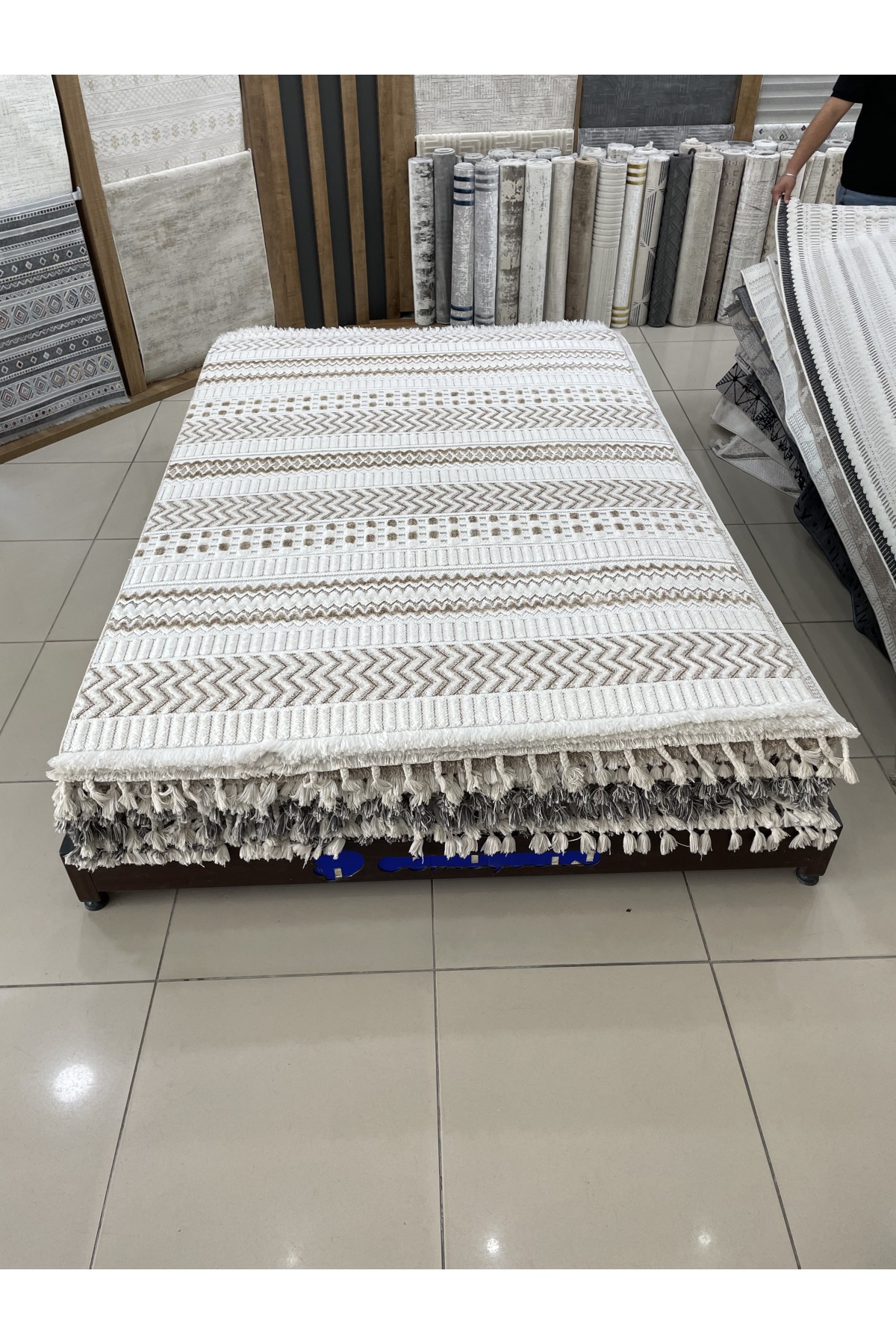 Bağdat Outlet Halı 4m²