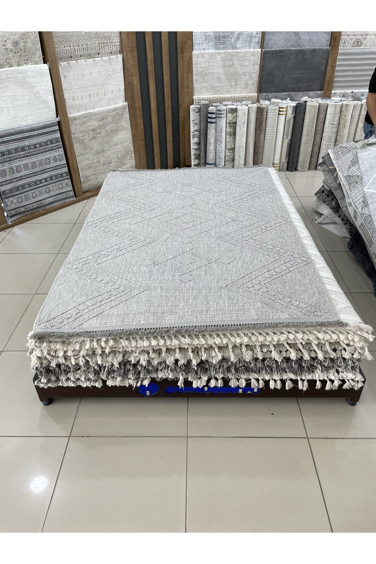 Bağdat Outlet Halı 4m²