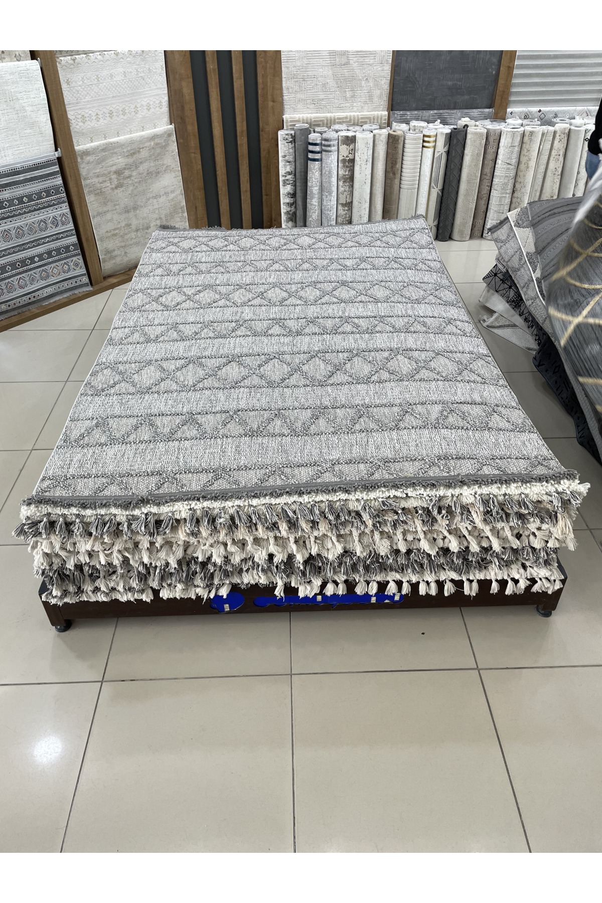 Bağdat Outlet Halı 4m²