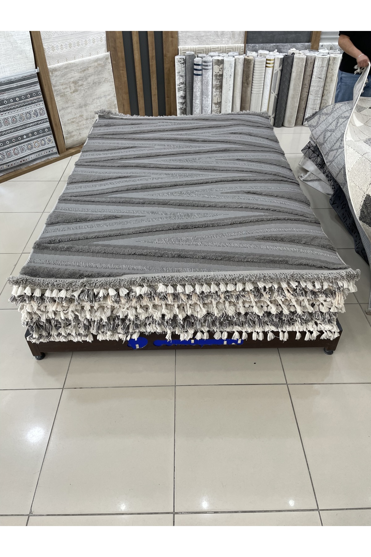 Bağdat Outlet Halı 4m²