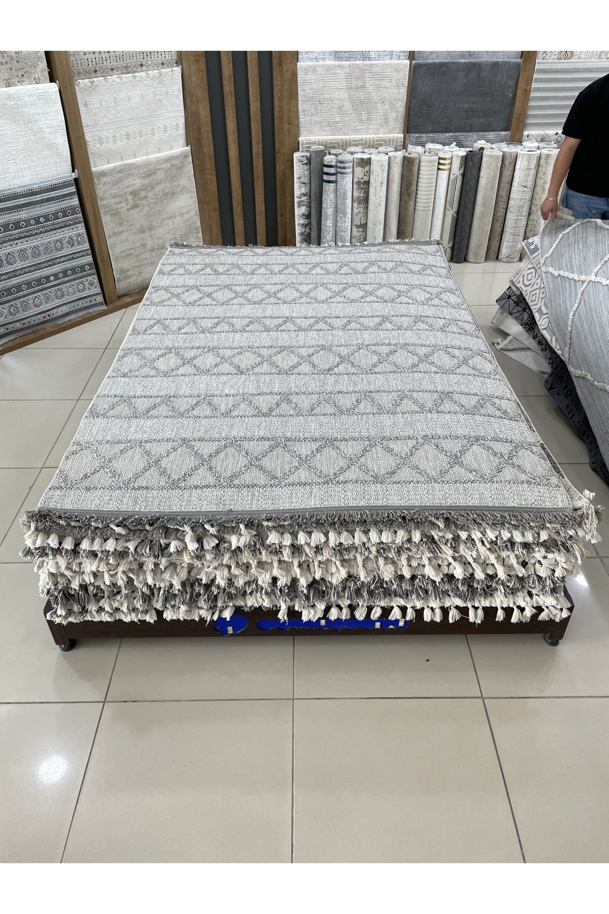 Bağdat Outlet Halı 4m²