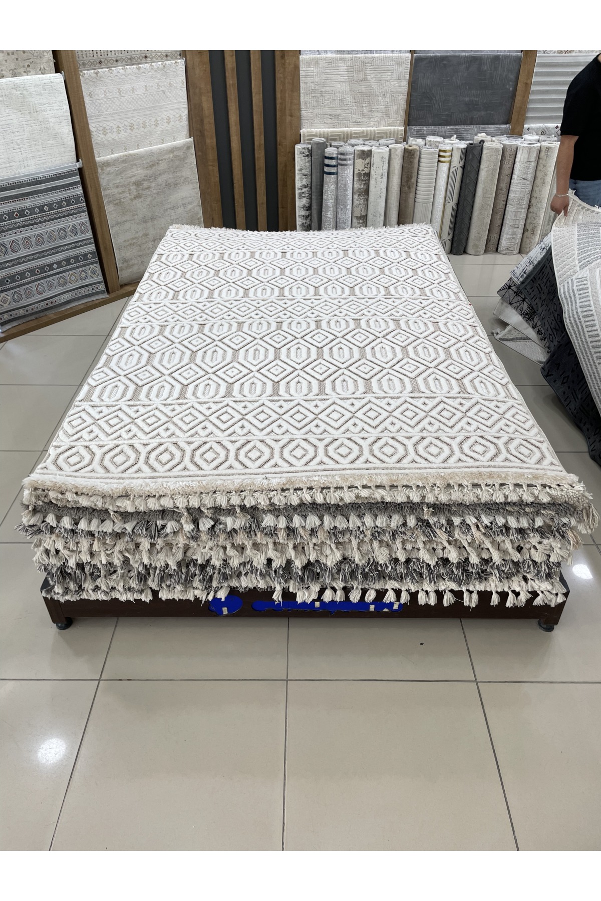 Bağdat Outlet Halı 4m²