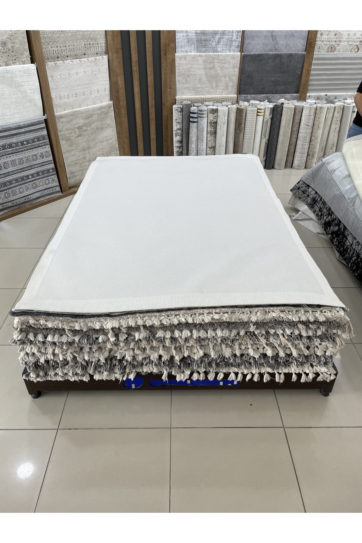 Bağdat Outlet Halı 4m²