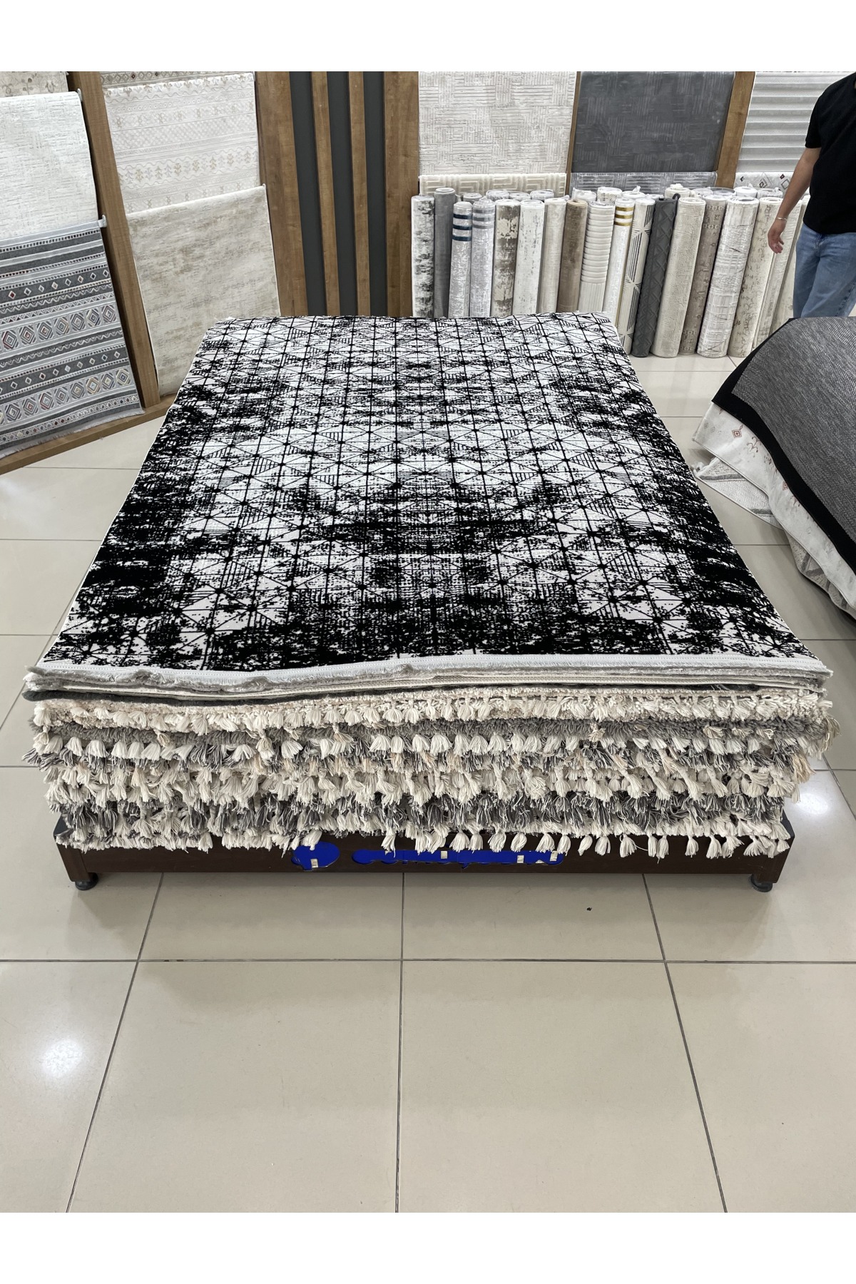 Bağdat Outlet Halı 4m²